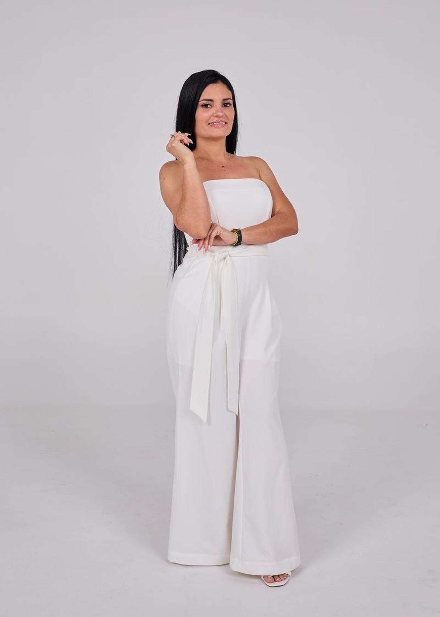 Dianelis Gonzalez--Real Estate Associates